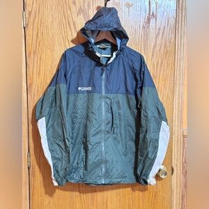 Columbia men’s large Packable men’s lightweight windbreaker  rain‎ jacket